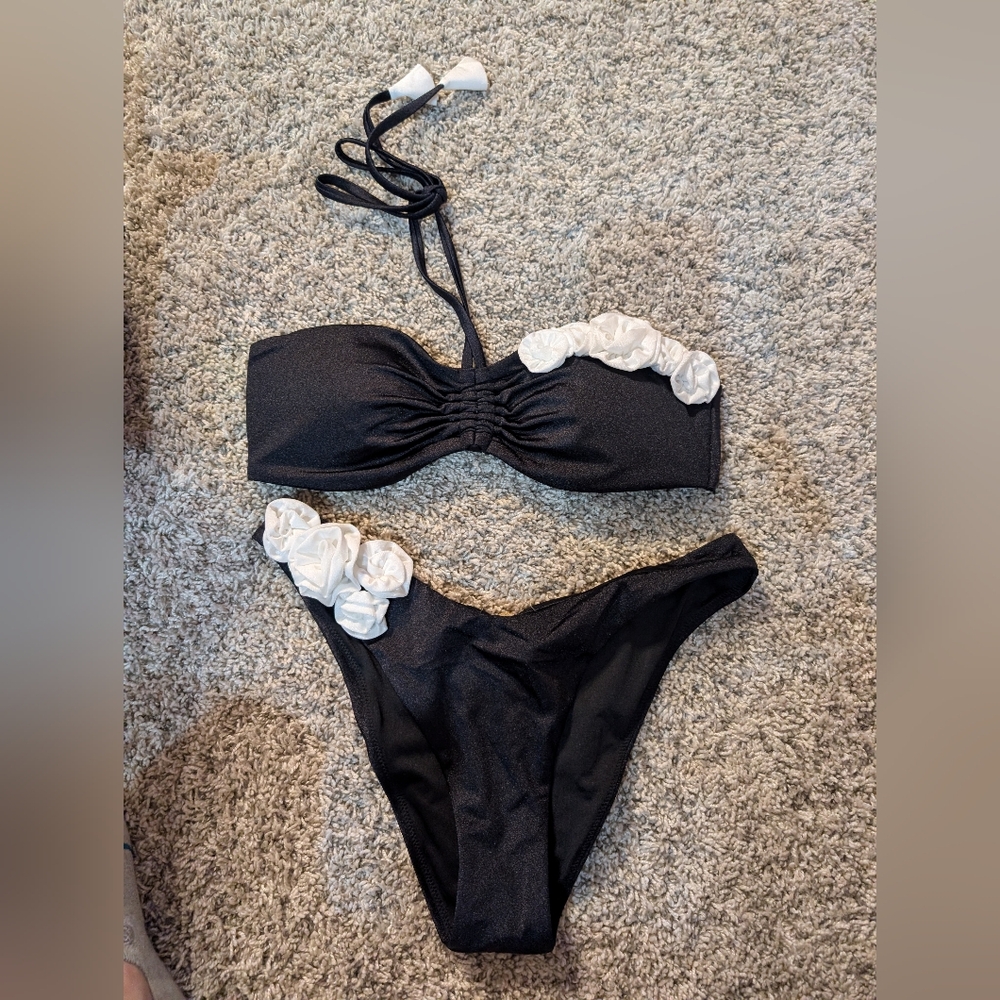 Swim Suit Vs Nwot